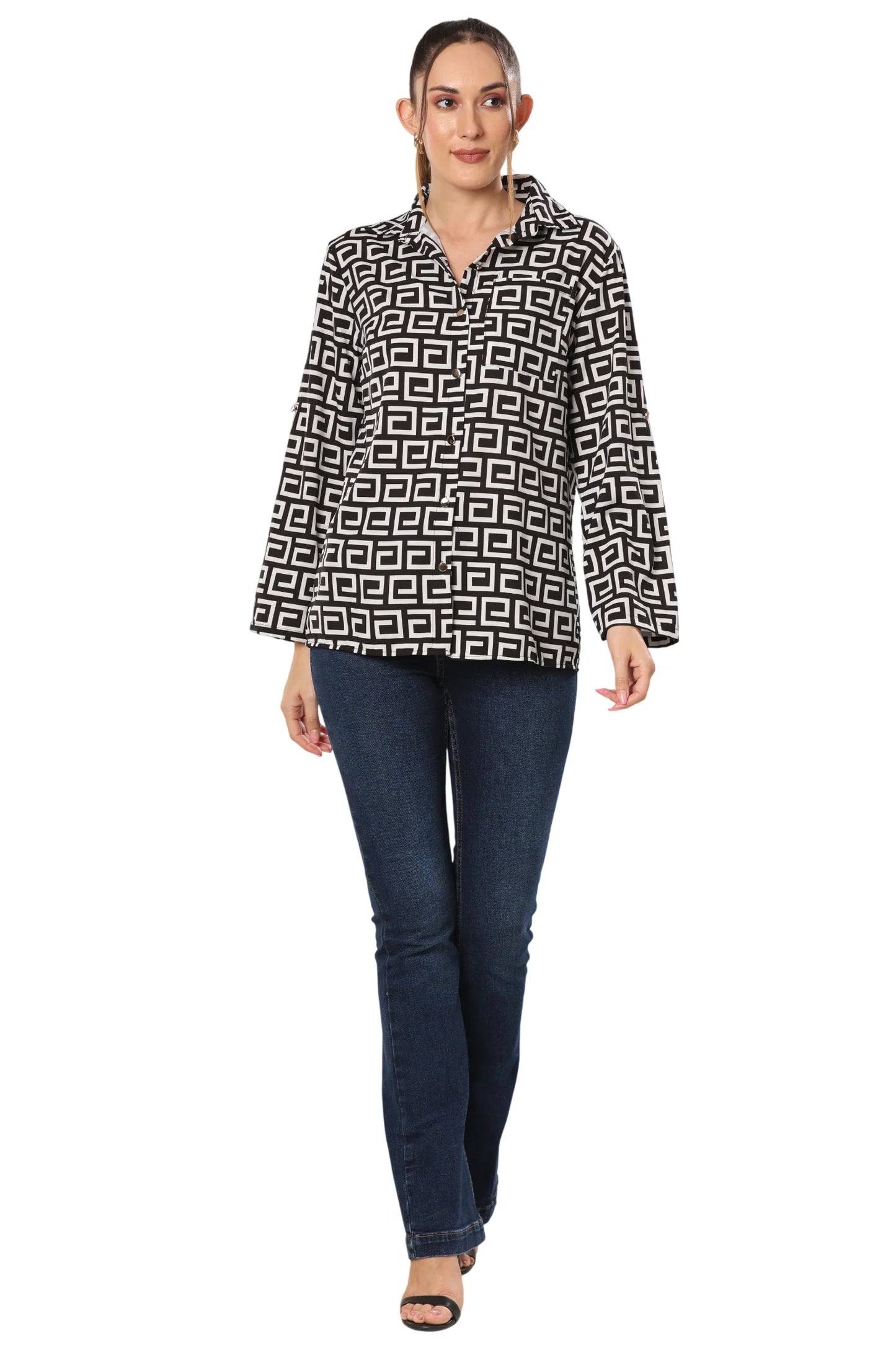 Laventa Ladyrinth Geometric Charm Shirt