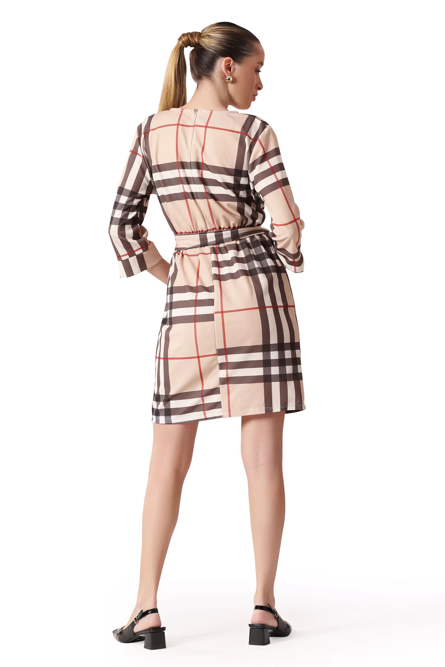 Smoky Vogue Checkered Elegance Dress