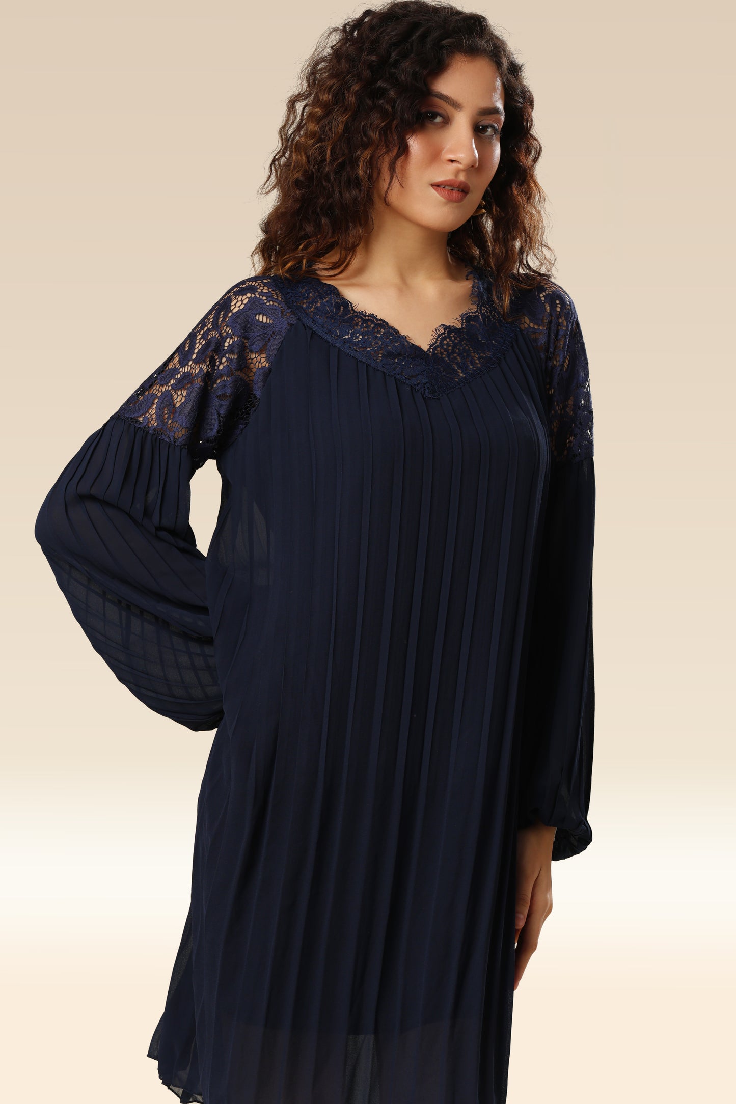 Stylishly Pleated Charming Lace Touch Dress