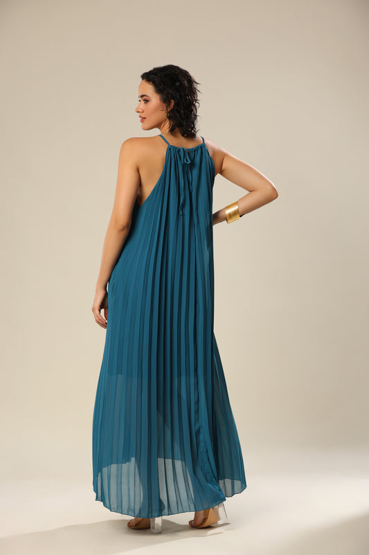 Pleats In Paradise Sleeveless Elegance Dress