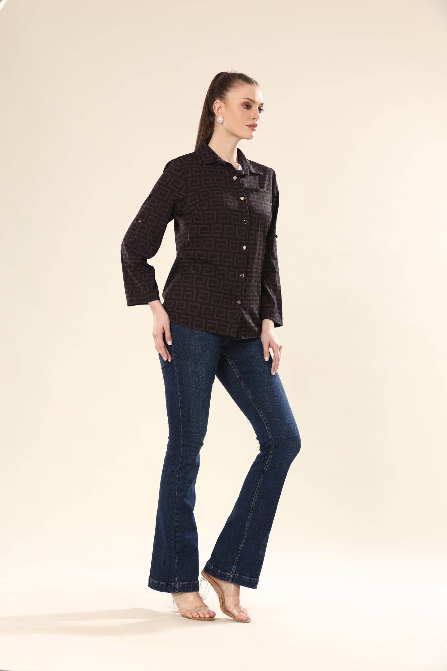 Laventa Ladyrinth Geometric Charm Shirt