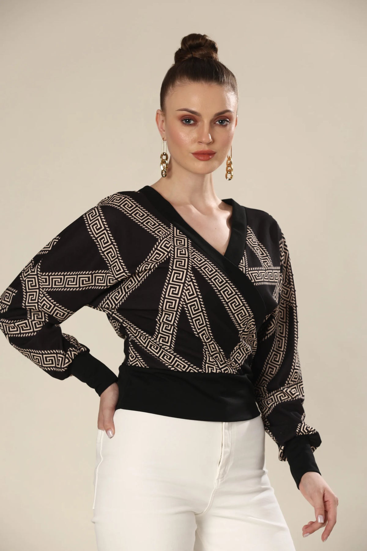Chick Black Geometry Charm Top