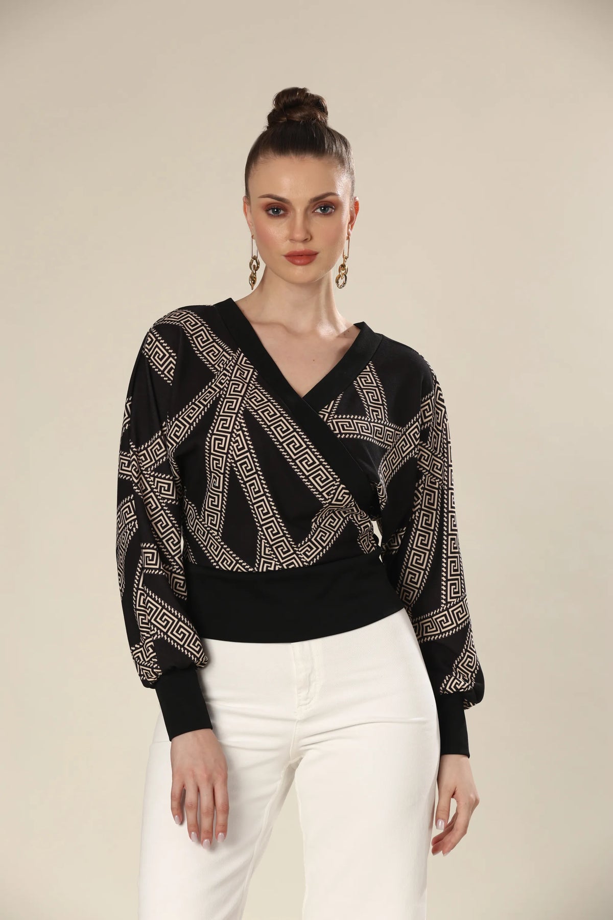 Chick Black Geometry Charm Top