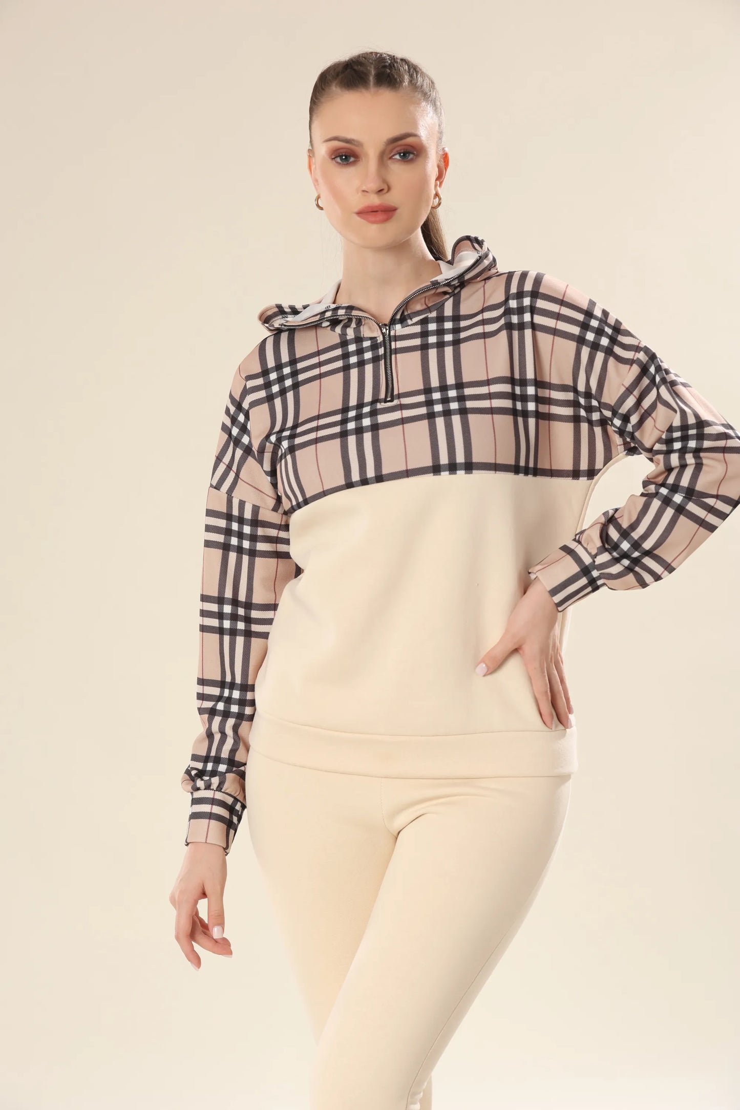 Fashionable Checks In Modern Beige Plaid Co-ord Set