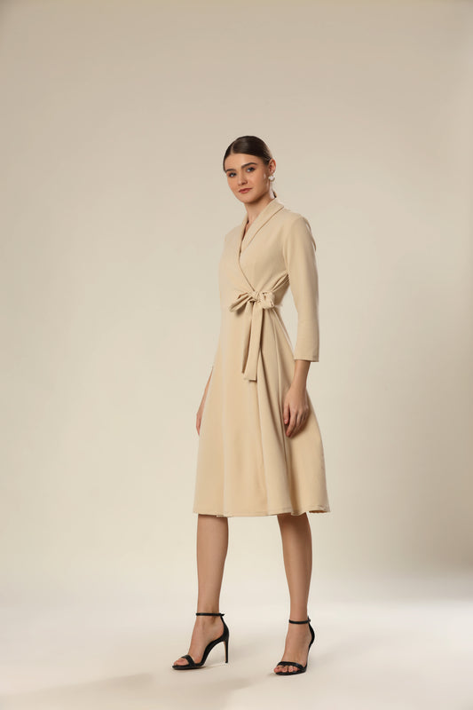 Graceful Belted Dress With Collared Sophistication