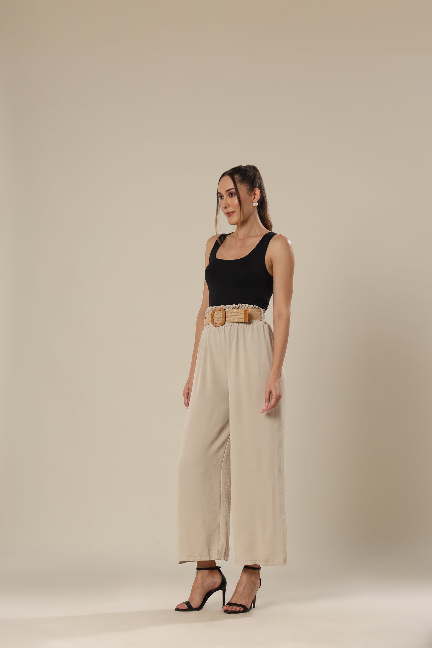 Leisurely Escape Trouser With Belt