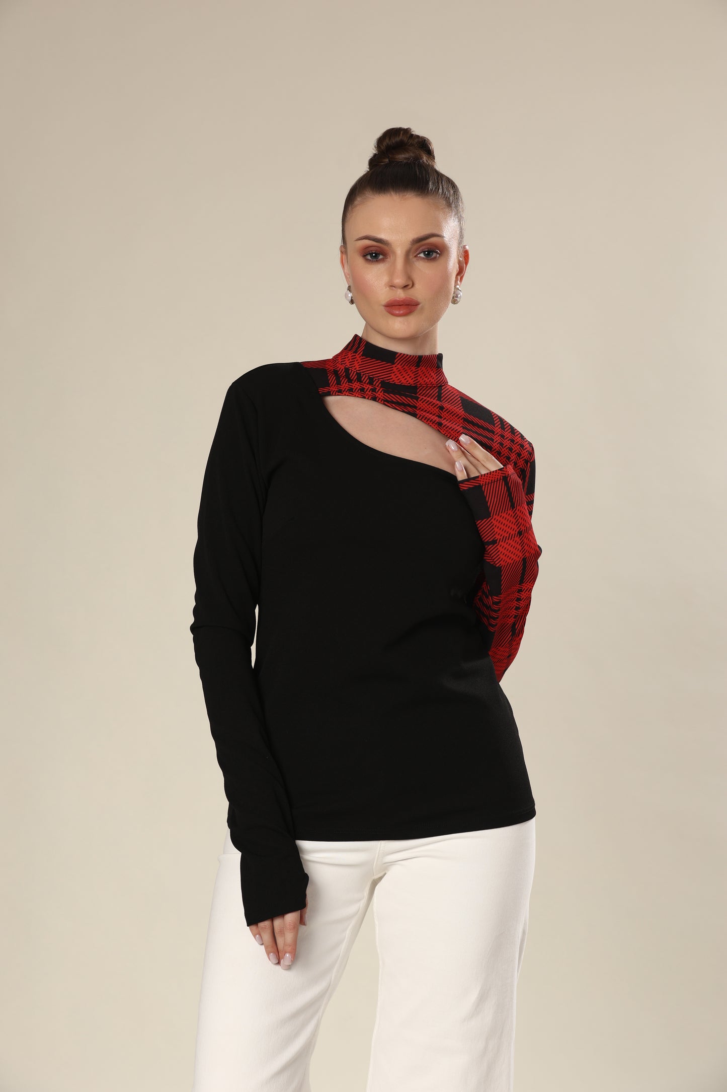 Chic Noir Crimson Thumb Hole Top