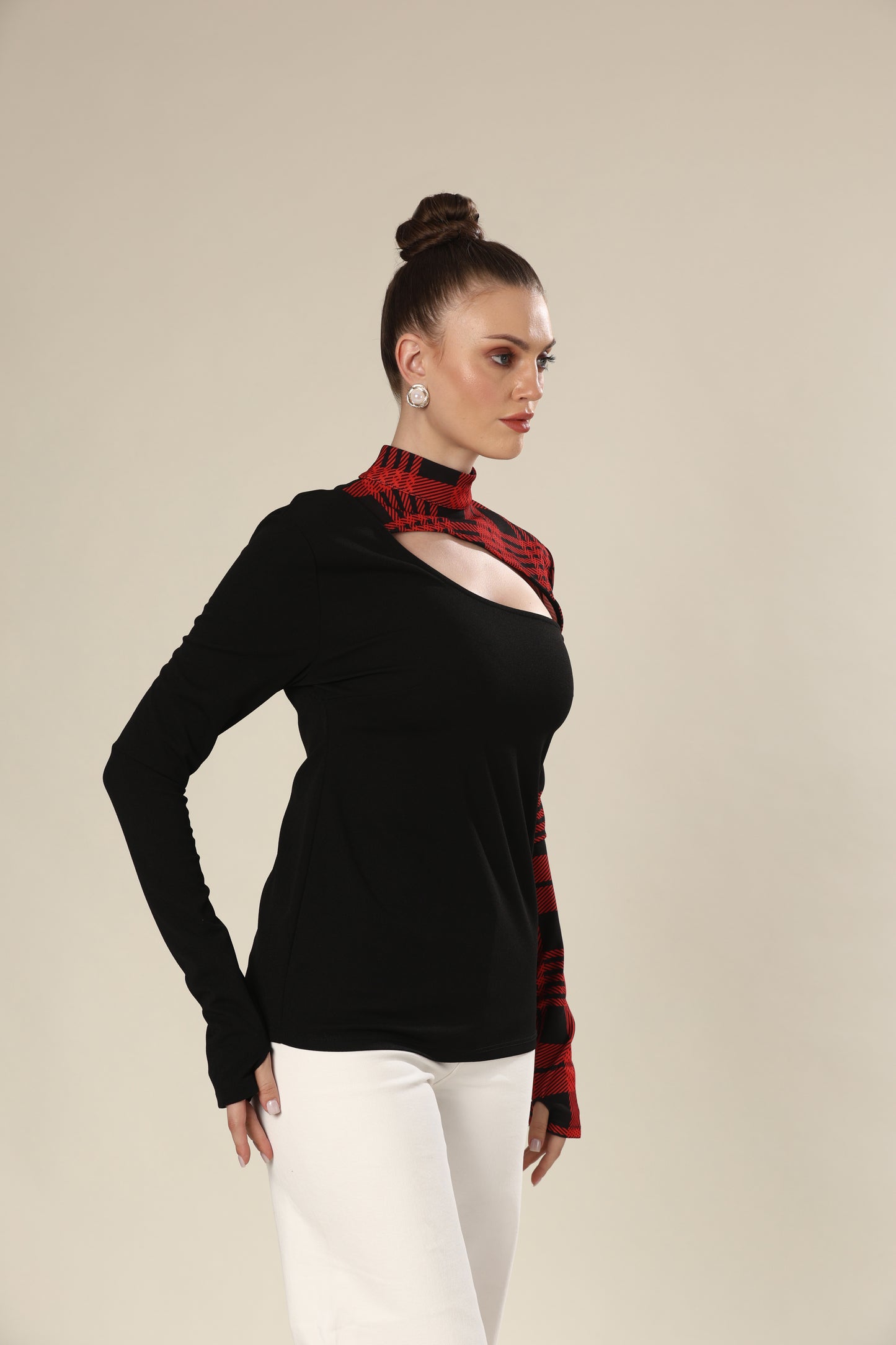 Chic Noir Crimson Thumb Hole Top